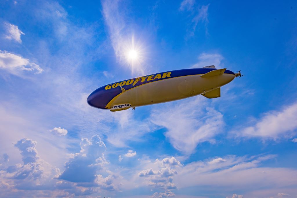 Immagine per Il gigante Goodyear vola sopra Gorizia, ritorna il dirigibile Zeppelin